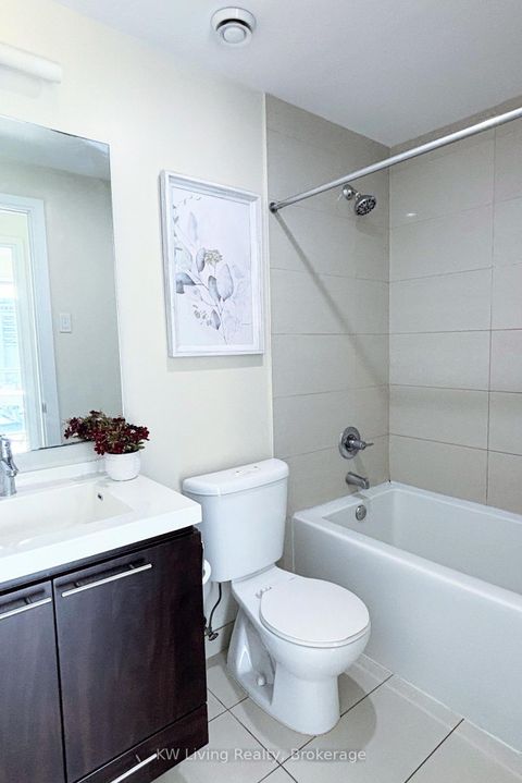 Photo 23 at 1116 - 70 Roehampton Avenue, Mount Pleasant West, Toronto