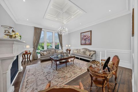 Photo 3 at 101 Forest Heights Boulevard, Windfields, Toronto