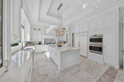 Photo 7 at 101 Forest Heights Boulevard, Windfields, Toronto