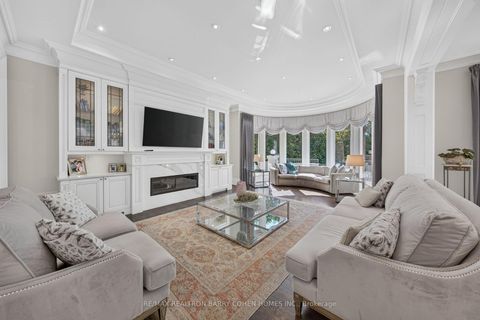Photo 12 at 101 Forest Heights Boulevard, Windfields, Toronto