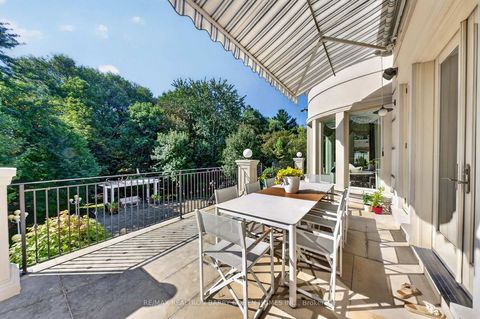 Photo 15 at 101 Forest Heights Boulevard, Windfields, Toronto