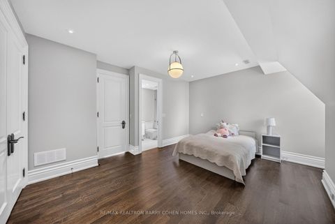 Photo 27 at 101 Forest Heights Boulevard, Windfields, Toronto