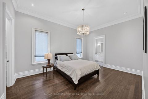 Photo 29 at 101 Forest Heights Boulevard, Windfields, Toronto