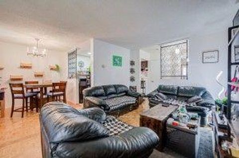 Photo 8 at 61 - 341 Military Trail, Morningside, Toronto