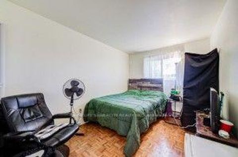 Photo 12 at 61 - 341 Military Trail, Morningside, Toronto