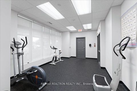Photo 6 at 304 - 15450 Yonge Street, Aurora Heights, Aurora