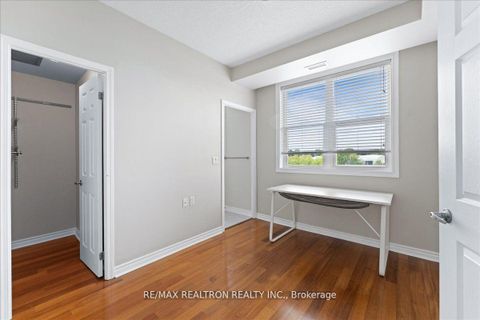 Photo 10 at 304 - 15450 Yonge Street, Aurora Heights, Aurora