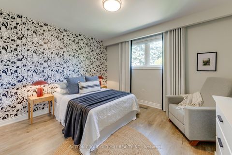 Photo 11 at 85 Bonnyview Drive, Queensway, Toronto
