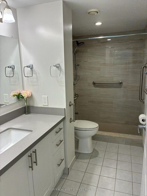 Photo 11 at 103 - 2800 Warden Avenue, L'Amoreaux, Toronto