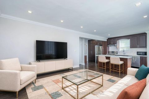 Photo 3 at 32 Stamford Square N, Birchmount, Toronto