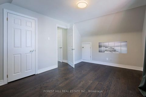 Photo 11 at 32 Stamford Square N, Birchmount, Toronto