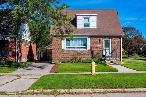 Photo 40 at 32 Stamford Square N, Birchmount, Toronto