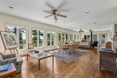 Photo 10 at 1 Ledge Road, Cliffcrest, Toronto