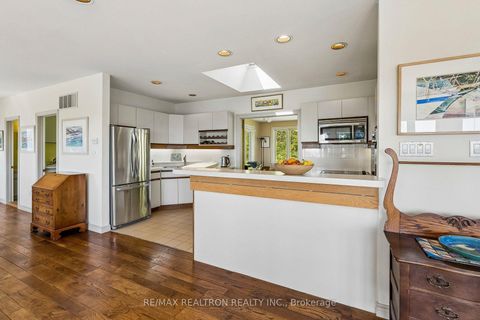 Photo 14 at 1 Ledge Road, Cliffcrest, Toronto