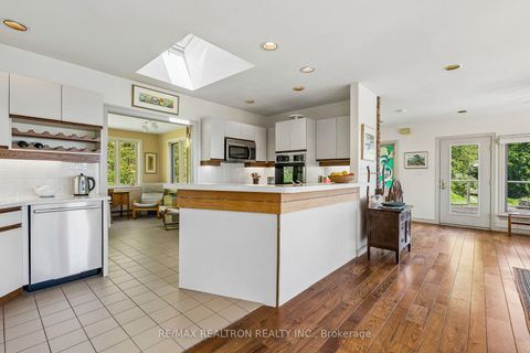 Photo 15 at 1 Ledge Road, Cliffcrest, Toronto