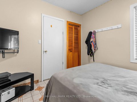 Photo 18 at 297 Strathmore Boulevard, Danforth, Toronto