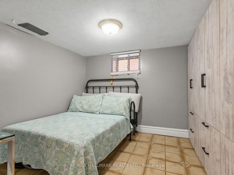 Photo 28 at 297 Strathmore Boulevard, Danforth, Toronto