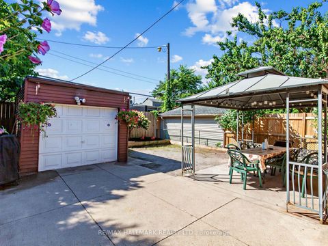 Photo 35 at 297 Strathmore Boulevard, Danforth, Toronto