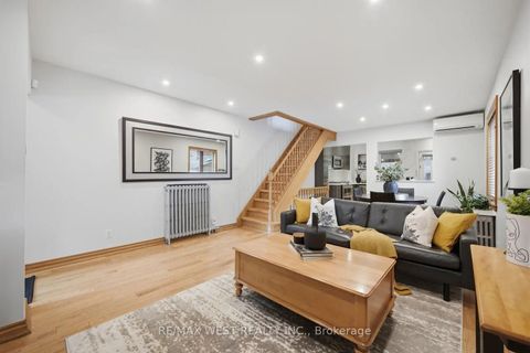 Photo 6 at 151 Jane Street, Bloor West Village, Toronto