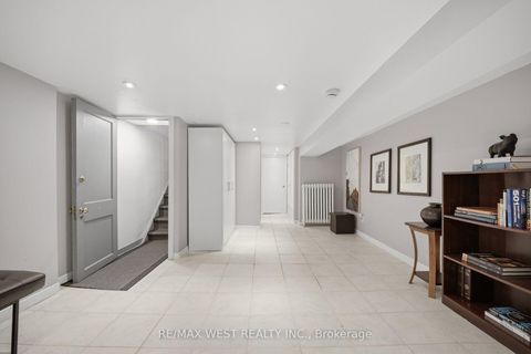 Photo 28 at 151 Jane Street, Bloor West Village, Toronto