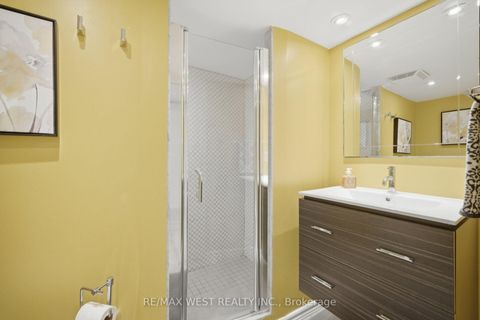 Photo 30 at 151 Jane Street, Bloor West Village, Toronto