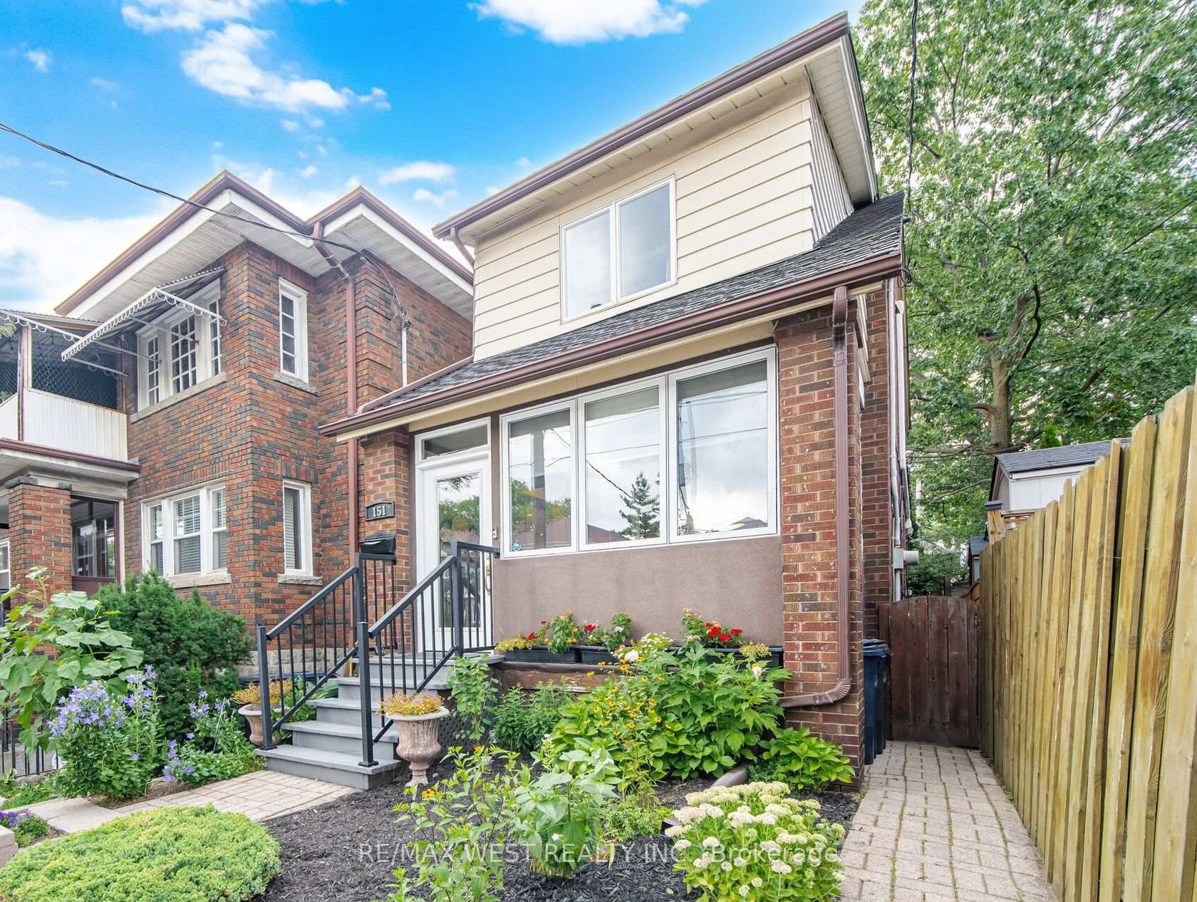 151 Jane Street, Bloor West Village, Toronto 