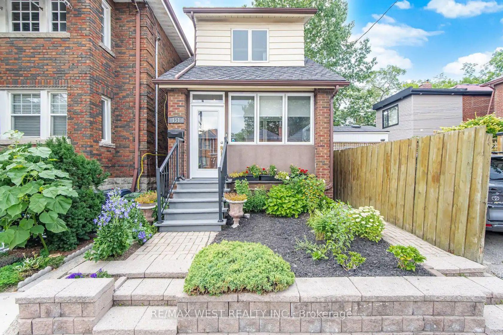 151 Jane Street, Bloor West Village, Toronto photo 8