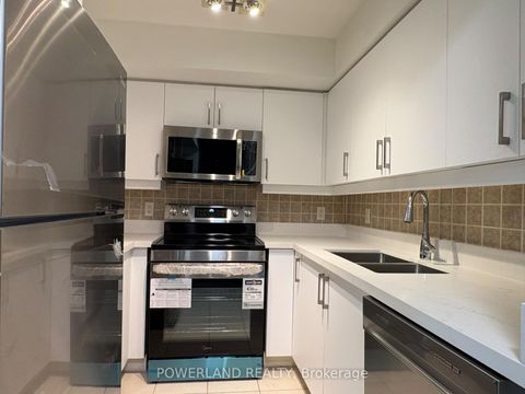 Photo 2 at 809 - 880 Grandview Way, Willowdale East, Toronto