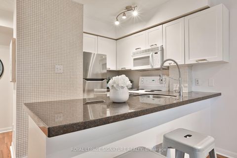 Photo 11 at 635 - 92 Strachan Avenue, Niagara, Toronto