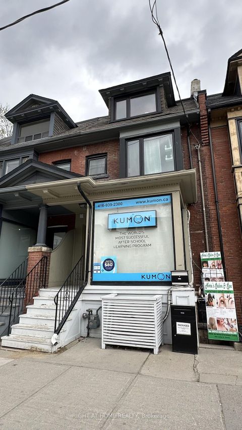 Photo 0 at 194A Carlton Street, South St. James Town, Toronto