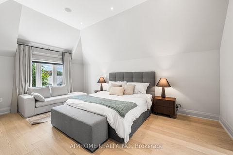 Photo 21 at 191 Glengarry Avenue, Lawrence Park North, Toronto