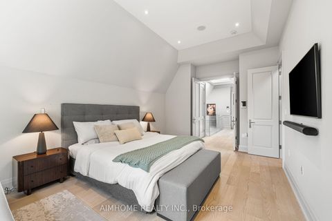 Photo 22 at 191 Glengarry Avenue, Lawrence Park North, Toronto