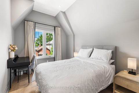 Photo 28 at 191 Glengarry Avenue, Lawrence Park North, Toronto