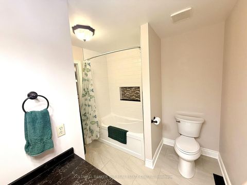 Photo 30 at 37 Falling Brook Drive, Bayshore, Barrie