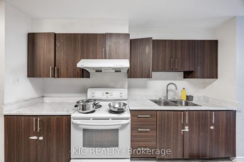 Photo 6 at 403 - 2645 Kipling Avenue, Jamestown, Toronto