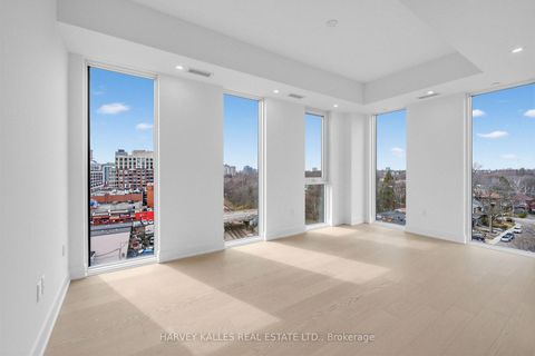 Photo 7 at 807 - 8 Manor Road W, Eglinton, Toronto