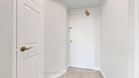Photo 4 at 1003 - 5580 Sheppard Avenue E, Malvern, Toronto