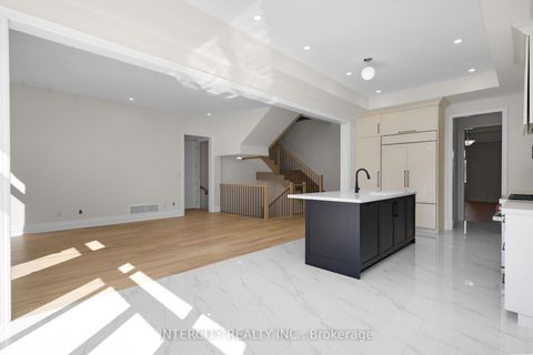 Photo 22 at 33 Gianvito Crescent, King City, King