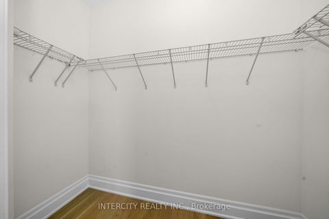Photo 37 at 33 Gianvito Crescent, King City, King