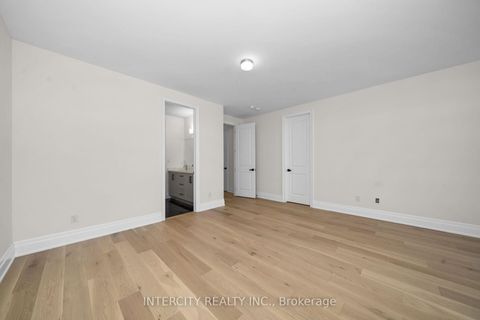 Photo 42 at 33 Gianvito Crescent, King City, King