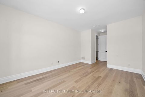 Photo 47 at 33 Gianvito Crescent, King City, King