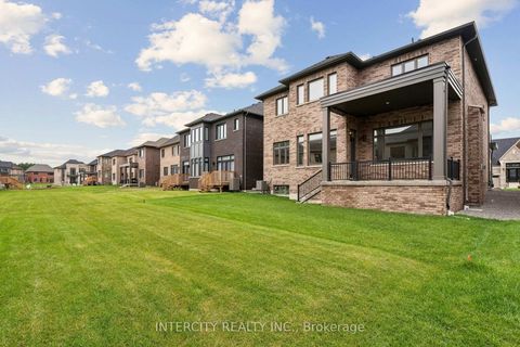 Photo 41 at 17 Garriock Hall Avenue, King City, King
