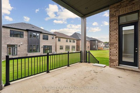Photo 43 at 17 Garriock Hall Avenue, King City, King