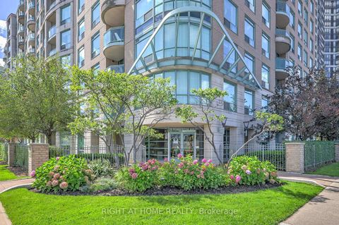 Photo 2 at 706 - 28 Pemberton Avenue, Newtonbrook East, Toronto