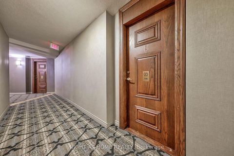 Photo 7 at 706 - 28 Pemberton Avenue, Newtonbrook East, Toronto