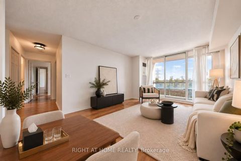 Photo 10 at 706 - 28 Pemberton Avenue, Newtonbrook East, Toronto