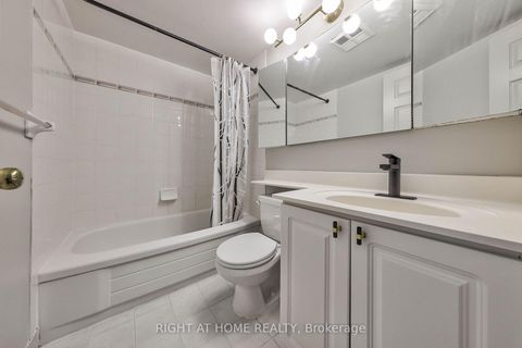 Photo 23 at 706 - 28 Pemberton Avenue, Newtonbrook East, Toronto