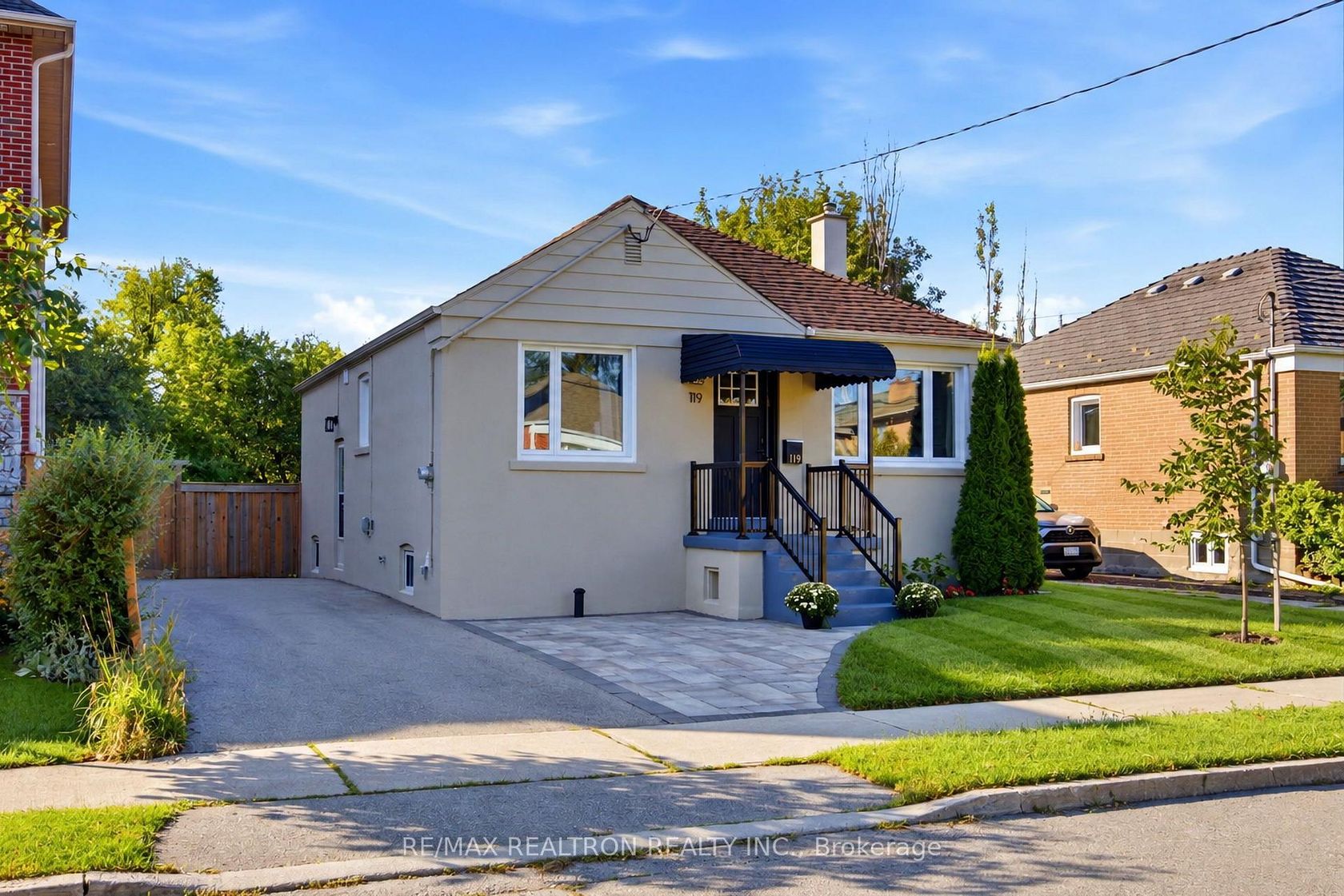 119 Reiner Road, Clanton Park, Toronto photo 7