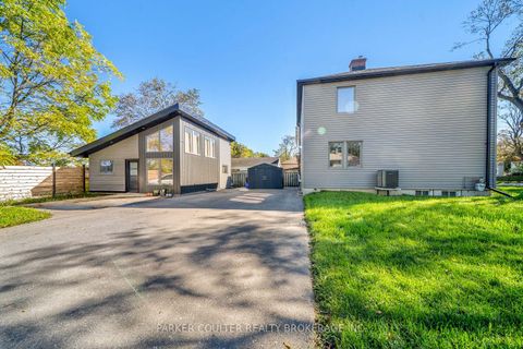 Photo 2 at 71 Newton Street, Wellington, Barrie