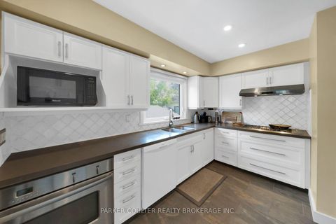 Photo 9 at 71 Newton Street, Wellington, Barrie